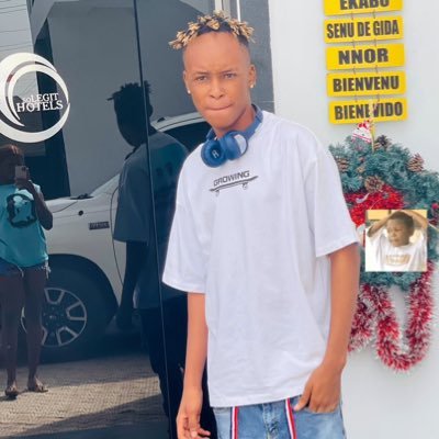 ⚽️|| Real Madrid🤍MUFC🔴|| Take my tweets seriously at your own risk🔞Certified Oracle 🪔⚠️Stay Clear