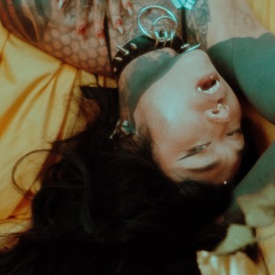 Just a dude like to dress like a girl 🏳️⚧️ // NSFW fiend // SELF BOOKING sif.blvck@proton.me