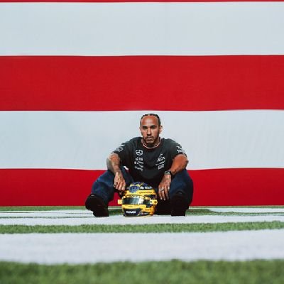 Digital Content Creator |•|Digital Media |•| Technology, Formula 1, Golf & Tennis Enthusiast @ScuderiaFerrari X @MercedesAMGF1 X @ManUtd Fan. #F1 #MUFC