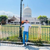 شارق شیخ (@tweetfromno_one) 's Twitter Profile