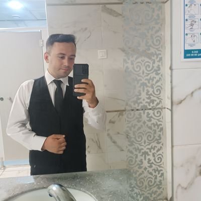 Ahmetizsuren27's profile picture. Pistantrofobi☠️