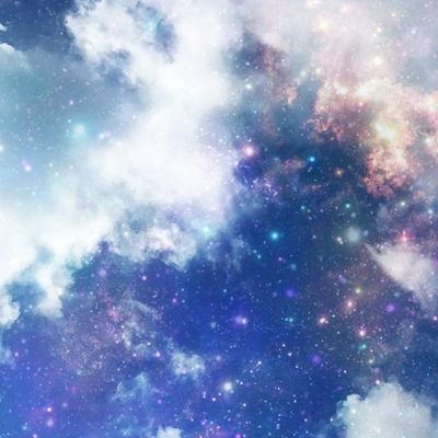 Hi. I talk and share some of the things that inspire me and I love. Roli: Unique, Fun, KPOP, Art, Design, Arquitecture, Ice Skating, Music,Creative,color, life