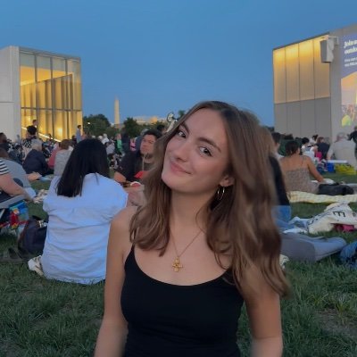 mollyst_clair's profile picture. GWU 27 | Assistant News Editor for @GWHatchet