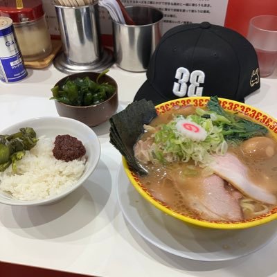 美味しい家系ラーメンを求めて旅をしています🍜よき出会いに感謝です👏