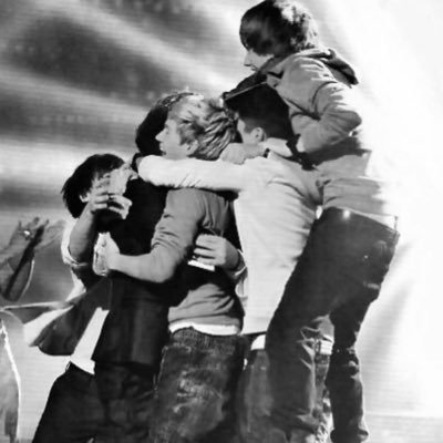 OT5 | saw louis 6/19/23🎸 | saw niall 7/7/24 ✨