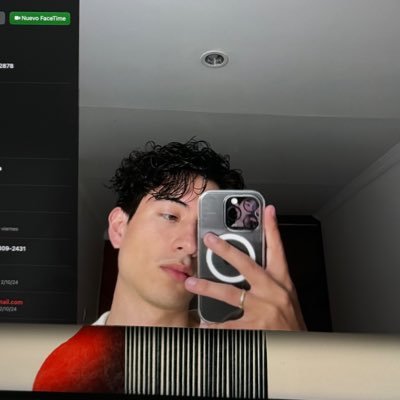 Santi_Argot's profile picture. 