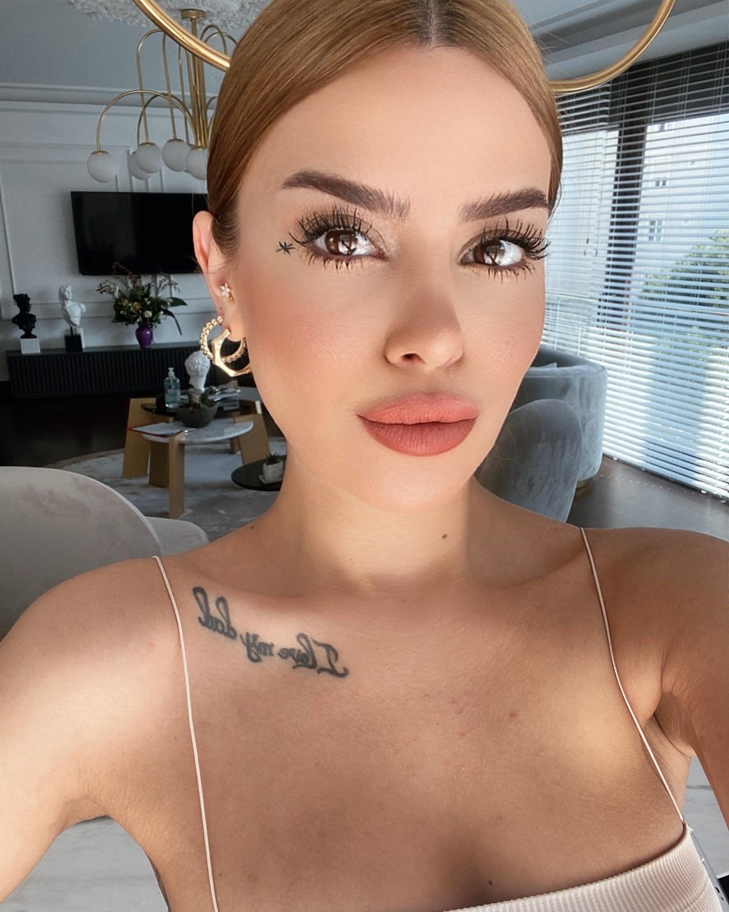 JRunolfsdo98089's profile picture. You miss 100 percent of the shots you don't take.