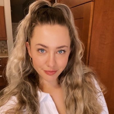 BellaRhode93630's profile picture. Single Mom 🧑……Let’s make the world 🌎 a safer place ❤️💖