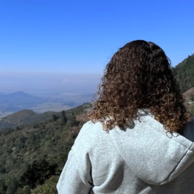 analunogueira's profile picture. Huge fan of TV shows, books, music and movies.