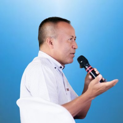 Locutor y Periodista - Director de Radio Diez Internacional - Dossier de Noticias - Asesor de publicidad - Productor de comerciales para radio y televisión.