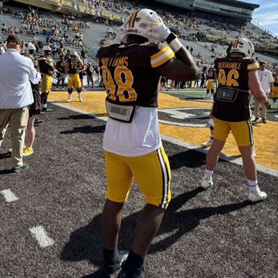 Cntbejy1's profile picture. | NCAA ID: 2209660295 | DT @wyo_football | For Business: @pat_curranmedia