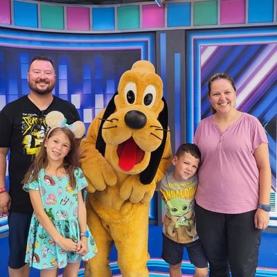 My name is AJ. I live in Winnipeg with wife (Heather) daughter (Aria) and son (Logan). Love Disney! https://t.co/L5XeqCUsxB