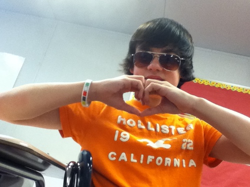 Uhh i Tayloor & I lyk tah party hard alll tha time lol ... text ??? yuh kno yuh wannuh 540.290.5858