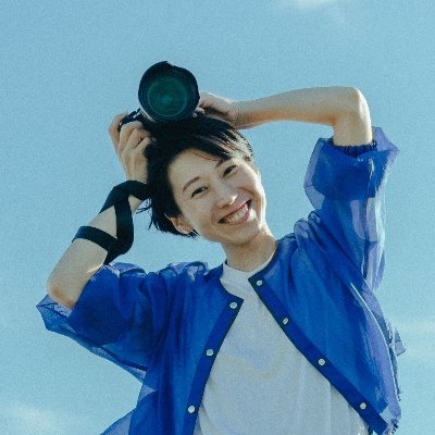 出張撮影カメラマン┊SHEキャリアプランナー┊niwadeコンシェルジュ┊11y8y姉妹ママ┊SONY α7IV&α7CII┊「いつか」を「いま」にするのは、いつでも自分┊ひとつ違うことを楽しく┊12期ビジまる🛼
