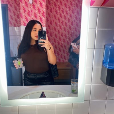 Tx 🦋 Owner of Ali’s Pop Shop 💗 Mommyx3