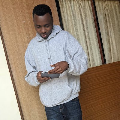 TUYISHIMEE91472's profile picture. 