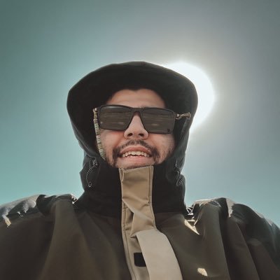 sorosh_safari's profile picture. someone who tend to be god but stuck on : #python #golang #fortnite #dota2 #wow
