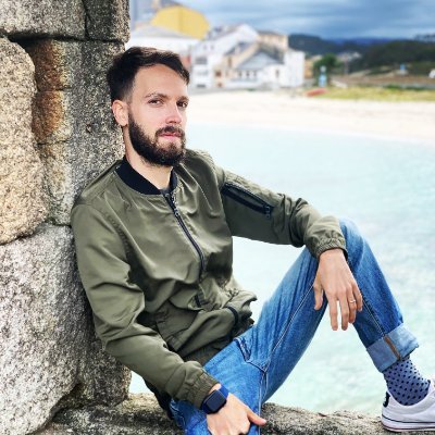 Senior Media Manager at SportyGroup. Former editor of AFP and El Chiringuito. 15 years between Madrid, París, Montevideo, Los Ángeles and Barcelona.