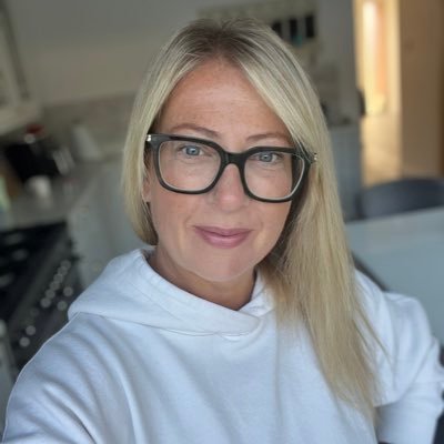 Mum, National Professional Advisor & AHP - improvement & development clinical lead in primary & community health services @NHSEngland Trustee @AFCFyldeFdn