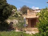 Un pequeñito hotel en el este de Mallorca, para que disfruten de sus vacaciones en un ambiente relajado vengan a Es Picot