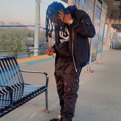 northside nigga 🤎 westside mustangs twerps coach 🤝🏾🔥 Father of 3