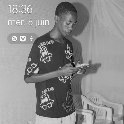 LavesEzech10263's profile picture. 