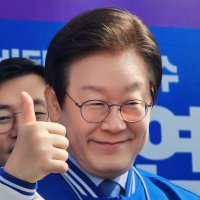 모찌모찌💙(민트잼) (@kim81116) 's Twitter Profile Photo