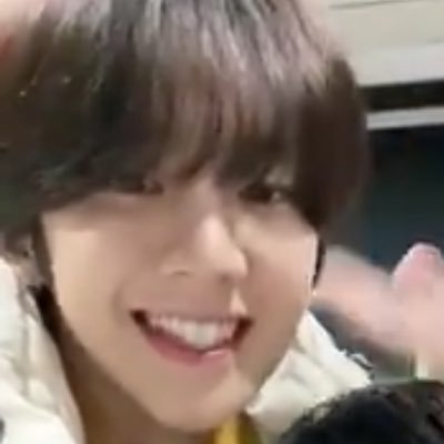 manzhair's profile picture. 내새꾸들이야