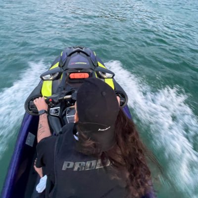 crf_gomees18's profile picture. 🥃🚘🏍️