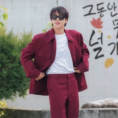 세상에서 가장 외로운 생물 🐋 방탄소년단 ot7 speak yourself 07.06.2019