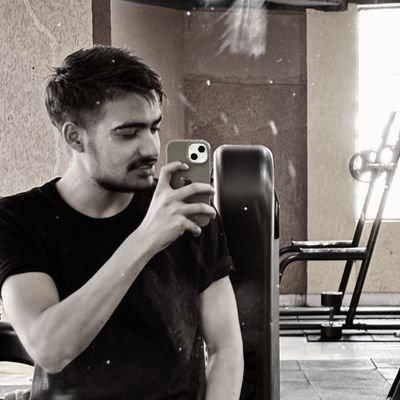 RaviChouha3573's profile picture. 