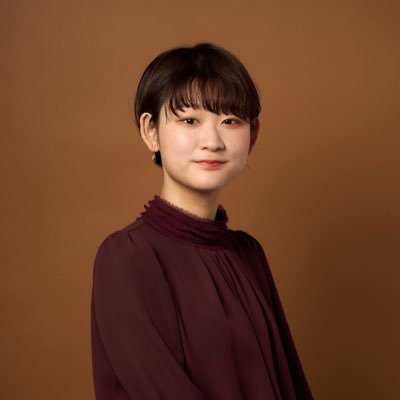 横浜雙葉→東京音楽大学ピアノ演奏家コース卒業/駆け出し伴奏ピアニスト/家を燃やしかけたことのある程度に料理ができません🧑🏻🍳🔥/今年はボロディンとスメタナの演奏会に行きたい/伴奏・アンサンブルたくさん誘ってください🙌