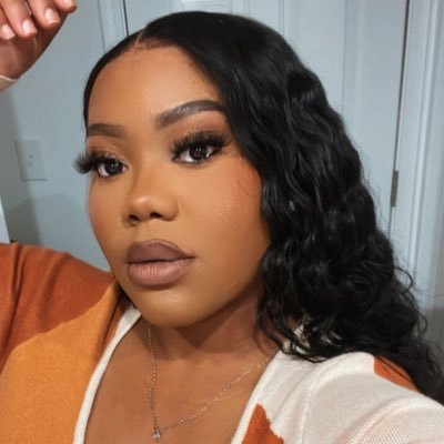 MNF💕. ✨SC:Teethatsmee93 ✨Instagram:Tiarra.g 🧖🏽♀️licensed Esthetician