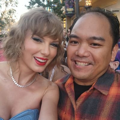 Taylor Swift / Maisie Peters / Saoirse Ronan / Taylor Russell stan account // swemo // met Taylor on 10/11/23 // bay area // he/him