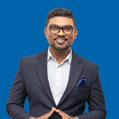 A politician, a doctor, an author and an environmentalist.
Pathum is a pioneer of the new generation of politicians of Sri Lanka advocating system change.