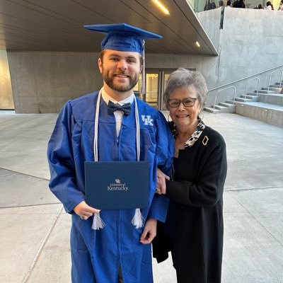 EthanGrantz99's profile picture. University of Kentucky Alumni 23’ @cats_coverage —@riseupsports1 — @letterwinnerpod — @Americanrivalry