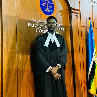 mulumbye's profile picture. law student at ucu, Mooter, Manchester United ❤️, Uganda can be a better state 🇺🇬 with good governance and non violation of human rights.  I am a proud sogi.