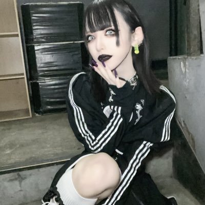 KUSSE_Decaying's profile picture. vocal。これは芸術だ。宮崎県出身。表現者🎌 #キュセの傷痕 sub▷▶︎@nknidkucha