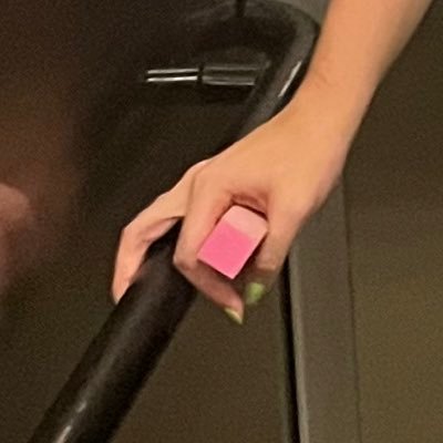 Findomme • pay pigs come • Pack de pies y manos dm for more info • picapay: handycandy