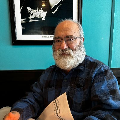 GaryHow10739663's profile picture. Photographer