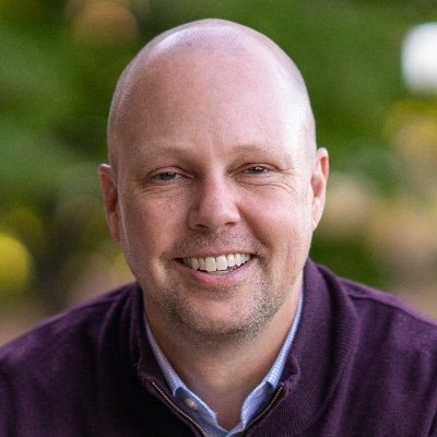 Husband, Father of 4, Colorado Avalanche fan extrordinaire, Sportscaster emeritus, thought leadership campaigns at Northbound Strategy