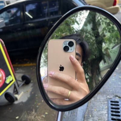 f_panupong's profile picture. มีเพียงความตายเท่านั้นที่จะทำให้เราจำเธอไม่ได้ :)