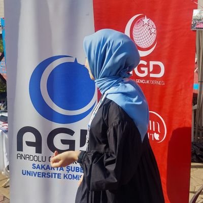 pencere önü çiçeği |
gençliğimin zekatı cihattır.
@sauagdkadin
