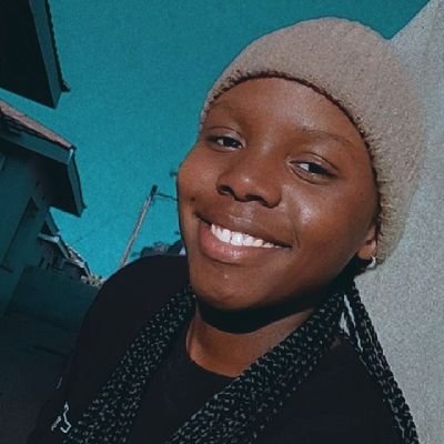 Music is what I love📍
⚽️ Netball player ❤️
Lifestyle💚