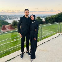esra (@eesraatar) 's Twitter Profile