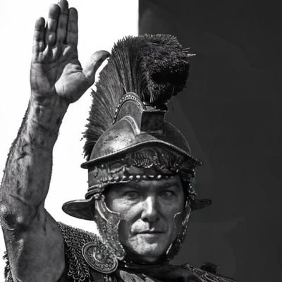 Amante de la libertad. Empresario, abogado y, contrasensualmente, buen tipo. Mis opiniones son una mierda así que si no te gustó algo que dije, entrá a la fila.
