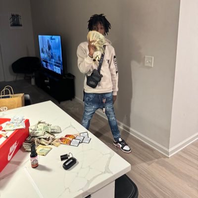 hoodrixhromee's profile picture. instagram:@Hoodrixhromee