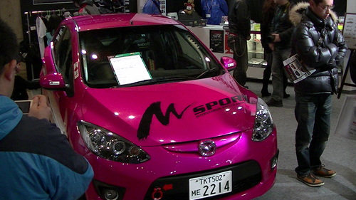 l)　趣味は車、ＪＡＺＺ、映画、イタリア、コーヒーなど好きです。(^O^)／　
hpは仕事でブログ書いてます。　よかったら見てね！　車やタイヤの事についてつぶやいてます。