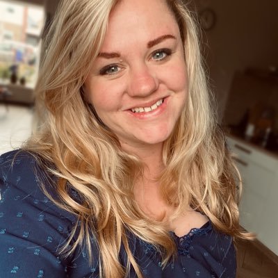 kristieneeisma's profile picture. Frysk | dokkum | ‘1994 | keatsen | maakt wel eens foto’s | cambuur | 👩🏼‍⚕️🌸 | tweet ook wel eens over mijn kleuter van 5