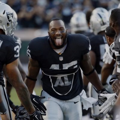 “Everyone’s favorite fullback”
Pro Bowler + All Pro
Washington Husky
@BigTenNetwork Analyst
@FoodNetwork Champion & Judge
Inquiries: nick@themontaggroup.com